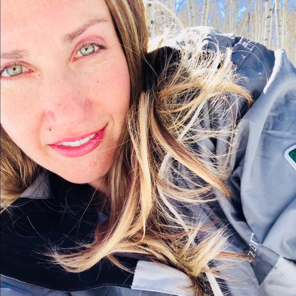 Meet your Posher, Amber